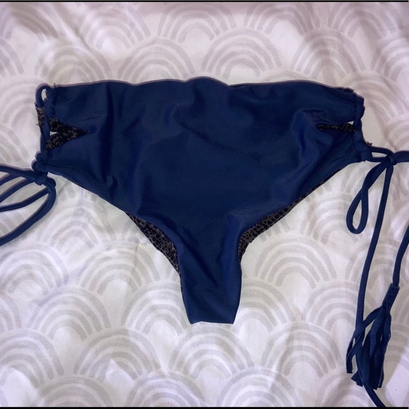 SOLD - Picture 1 of 2